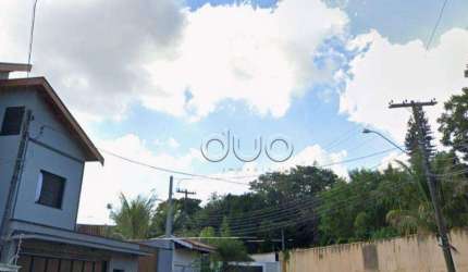 Casa para alugar em Parque Santa Cecília de 197.00m² com 1 Quarto e 2 Garagens