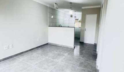 Apartamento para venda em Lopes De Oliveira de 44.00m² com 2 Quartos e 1 Garagem
