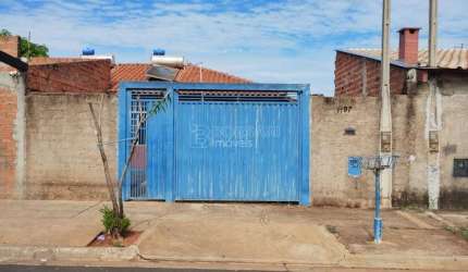 Casa para venda em Jardim Roberto Selmi Dei de 43.00m² com 2 Quartos e 4 Garagens