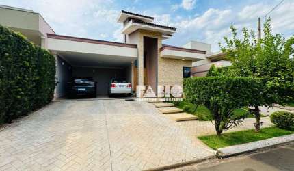 Casa de Condomínio para venda em Condomínio Residencial Recanto Do Lago de 240.00m² com 3 Quartos, 3 Suites e 4 Garagens