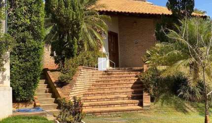 Casa para venda em Jardim Do Cedro de 396.00m² com 3 Quartos e 3 Suites