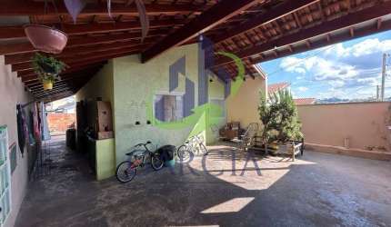 Casa para venda em Jardim Itamaraty de 160.00m² com 3 Quartos e 1 Garagem