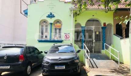 Casa para venda em Centro de 160.00m² com 3 Quartos e 6 Garagens
