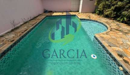 Casa para venda em Jardim Guaçuano de 350.00m² com 3 Quartos, 1 Suite e 5 Garagens