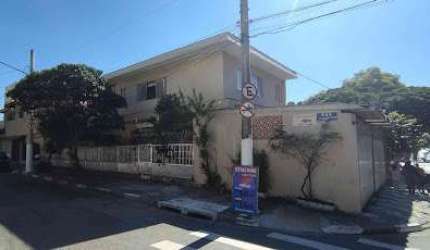 Casa para venda em Centro de 488.00m² com 4 Quartos, 2 Suites e 4 Garagens