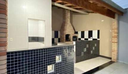 Casa para venda em Jardim Guaíba de 168.00m² com 3 Quartos e 2 Garagens