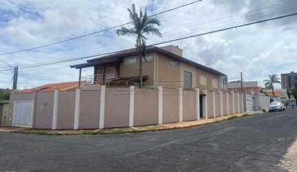 Cobertura para venda em Jardim Santa Lúcia de 310.00m² com 4 Quartos, 1 Suite e 3 Garagens