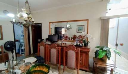 Casa para venda em Parque Paulistano de 240.00m² com 3 Quartos, 1 Suite e 4 Garagens