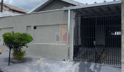 Casa para venda em Núcleo Residencial Beija-flor de 122.00m² com 3 Quartos, 1 Suite e 2 Garagens