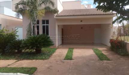 Casa de Condomínio para venda em Condomínio Buona Vita de 230.00m² com 3 Quartos, 3 Suites e 4 Garagens