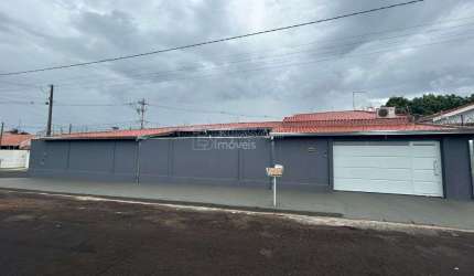 Casa para venda em Jardim Aclimação de 145.00m² com 3 Quartos e 3 Garagens