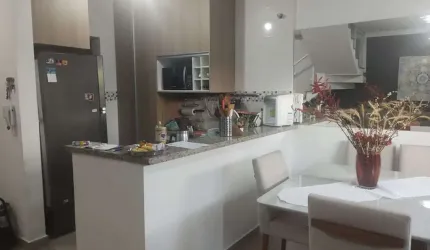 Casa para venda em Presidente Altino de 120.00m² com 3 Quartos, 1 Suite e 2 Garagens