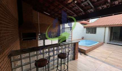 Casa para venda em Jardim Novo Ii de 300.00m² com 3 Quartos, 1 Suite e 4 Garagens