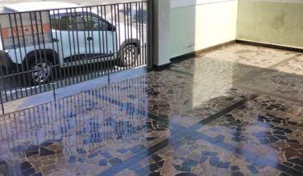 Sobrado para venda e aluguel em Centro de 275.00m² com 3 Quartos e 2 Garagens