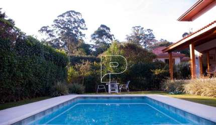 Casa de Condomínio para venda e aluguel em Granja Viana de 320.00m² com 3 Quartos, 1 Suite e 4 Garagens