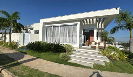 Casa para alugar em Além Ponte de 402.00m² com 4 Quartos, 4 Suites e 6 Garagens