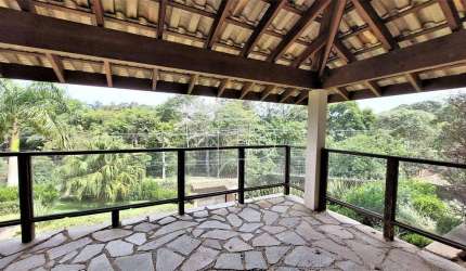 Casa para venda em Vila Santo Antônio de 304.00m² com 4 Quartos, 1 Suite e 3 Garagens