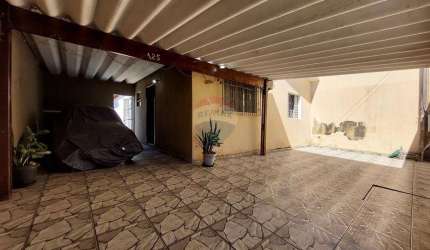 Casa para venda em Loteamento Planalto Do Sol de 150.00m² com 3 Quartos e 4 Garagens