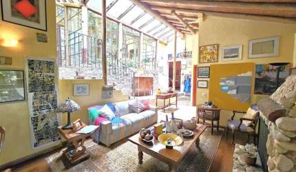 Casa de Condomínio para venda em Granja Viana de 518.00m² com 3 Quartos, 3 Suites e 7 Garagens