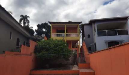 Sobrado para venda em Nakamura Park de 225.00m² com 3 Quartos, 1 Suite e 4 Garagens