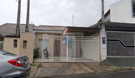 Casa para alugar em Jardim Residencial Villa Amato de 70.00m² com 2 Quartos, 1 Suite e 2 Garagens