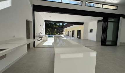 Casa para venda em Chácaras Cataguá de 1830.00m² com 3 Quartos, 3 Suites e 5 Garagens