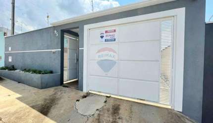 Casa para venda em Jardim Santa Cruz de 120.00m² com 3 Quartos, 1 Suite e 2 Garagens