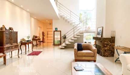 Casa para venda em Alphaville de 499.00m² com 4 Quartos, 4 Suites e 6 Garagens
