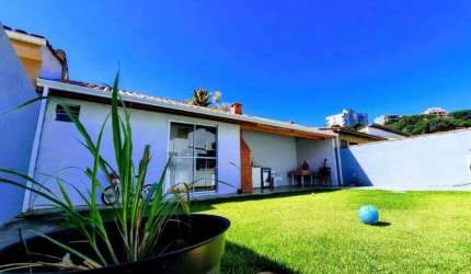 Casa para venda em Vila Thais de 120.00m² com 2 Quartos e 2 Garagens