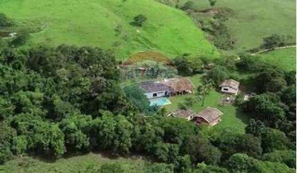 Chácara para venda em Centro de 600.00m² com 9 Quartos, 5 Suites e 10 Garagens