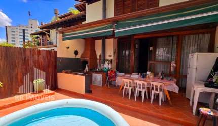 Casa para venda em Alphaville de 176.00m² com 3 Quartos, 1 Suite e 2 Garagens