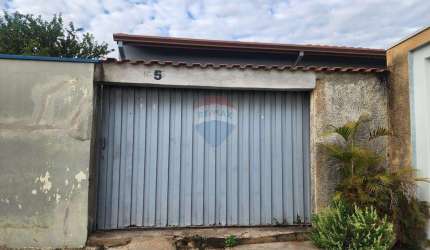 Casa para alugar em Santa Cruz de 203.00m² com 2 Quartos e 2 Garagens
