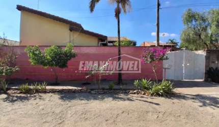 Casa para alugar em Ana Maria de 45.00m² com 2 Quartos
