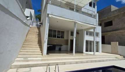 Casa para venda em Parque Sinai de 400.00m² com 5 Quartos, 4 Suites e 4 Garagens