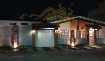 Casa de Condomínio para venda em Jardim Altos De Suzano de 516.00m² com 4 Quartos, 1 Suite e 4 Garagens