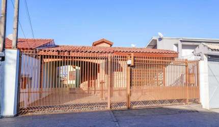 Casa para venda em Jardim Rosália Alcolea de 363.00m² com 3 Quartos, 1 Suite e 4 Garagens