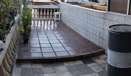 Sobrado para venda em Interlagos de 120.00m² com 2 Quartos e 1 Garagem
