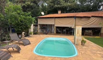 Chácara para alugar em Área Rural De Mogi Guaçu de 500.00m² com 2 Quartos, 2 Suites e 2 Garagens