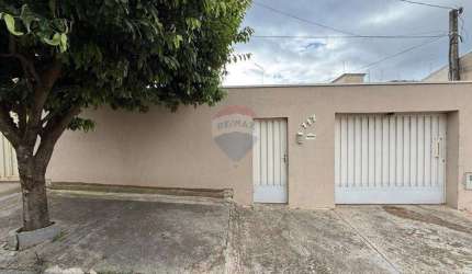 Casa para venda em Jardim São José de 80.00m² com 3 Quartos e 5 Garagens
