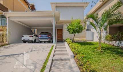 Casa para venda em Alphaville de 300.00m² com 3 Quartos, 3 Suites e 4 Garagens