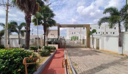 Apartamento para alugar em Caguaçu de 48.00m² com 2 Quartos e 1 Garagem