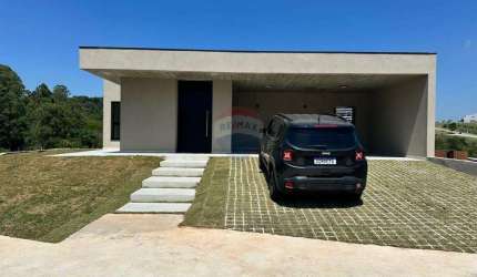 Casa para venda em Quintas Do Ingaí de 277.00m² com 4 Quartos e 2 Suites