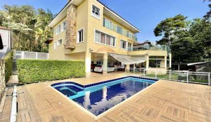 Casa para venda em Transurb de 495.00m² com 5 Quartos, 4 Suites e 6 Garagens