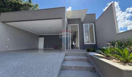 Casa de Condomínio para alugar em Parque Da Felicidade de 185.00m² com 3 Quartos, 1 Suite e 4 Garagens