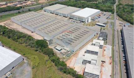 Prédio Comercial para alugar em Fazenda Grande de 2000.00m²