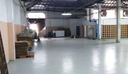 Galpão / Depósito / Armazém para venda em Luz de 1000.00m² com 2 Garagens