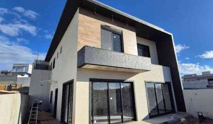 Sobrado para venda em Residencial Veneza I de 262.00m² com 4 Quartos, 3 Suites e 4 Garagens