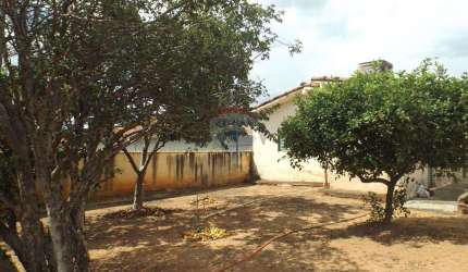Casa para venda em Jardim Isaura de 164.00m² com 4 Quartos e 1 Garagem