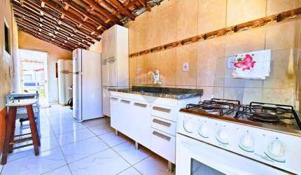 Casa para venda em José Tonolli de 42.00m² com 3 Quartos e 2 Garagens