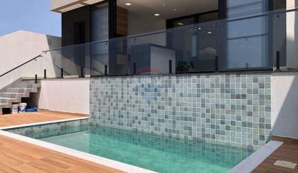 Casa para venda em Residencial Real Park de 250.00m² com 4 Quartos, 4 Suites e 4 Garagens